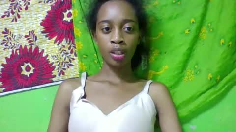 angeline221173 online show from 05-07-26, 06:35