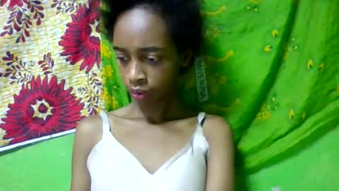 angeline221173 online show from 05-08-26, 09:03