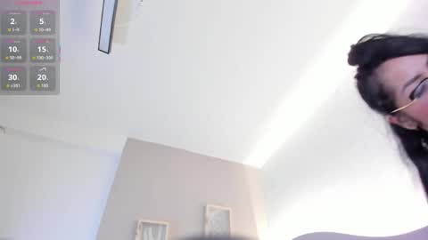 Snapshot of angeline_blake chatting on 04-29-26, 08:26 Angeline online show from 04-29-26, 08:26