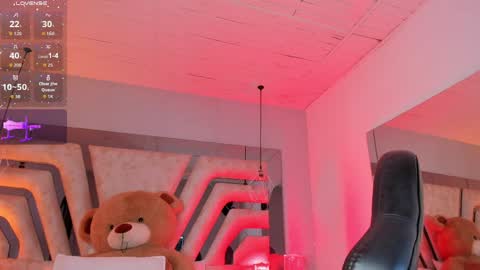 Angeline Heet online show from 04-09-26, 09:31