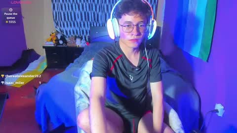 Angel online show from 06-08-26, 01:28