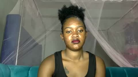 angelkyla online show from 11-19-25, 04:45