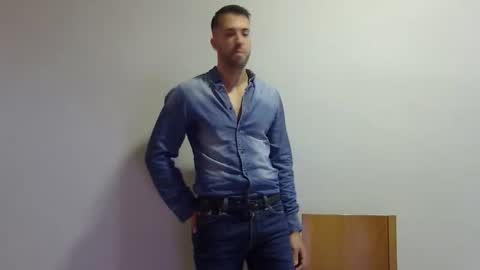 Snapshot of angell102890 chatting on 09-14-25, 01:43 angell102890 online show from 09-14-25, 01:43