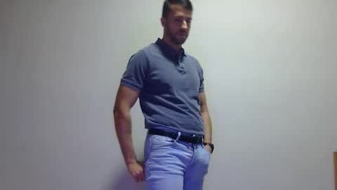 Snapshot of angell102890 chatting on 10-12-25, 07:13 angell102890 online show from 10-12-25, 07:13