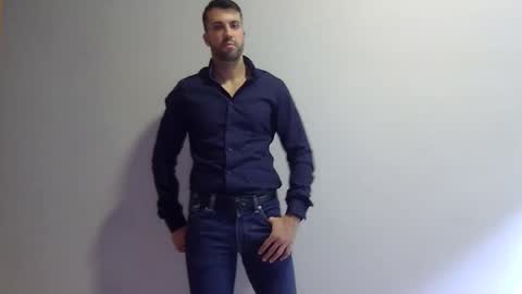 Snapshot of angell102890 chatting on 10-25-25, 02:24 angell102890 online show from 10-25-25, 02:24