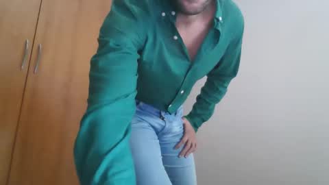 Snapshot of angell102890 chatting on 11-02-25, 10:17 angell102890 online show from 11-02-25, 10:17