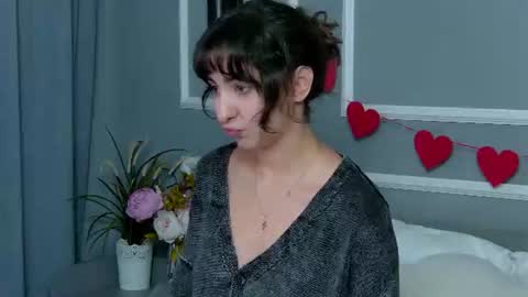 angellacox online show from 06-25-26, 06:18