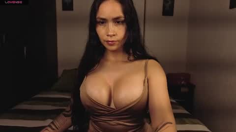  ANGELA ISABELLA  online show from 07-16-26, 10:38