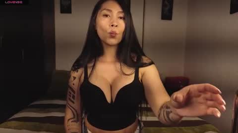  ANGELA ISABELLA  online show from 07-26-26, 12:30