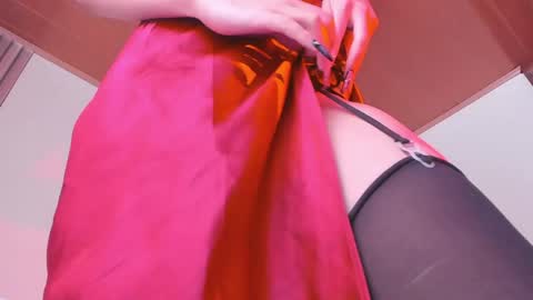 Snapshot of angellike_doll chatting on 04-13-26, 08:14 Angellike online show from 04-13-26, 08:14