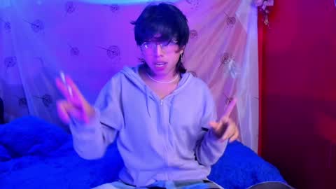 Snapshot of angellonfire chatting on 12-24-24, 02:21 Angel  online show from 12-24-24, 02:21