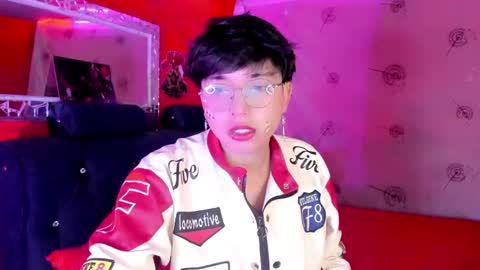 Snapshot of angellonfire chatting on 10-05-25, 11:02 Angel  online show from 10-05-25, 11:02