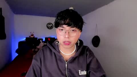 Angel  online show from 05-22-26, 12:40