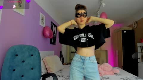 Angelli online show from 02-24-26, 05:22