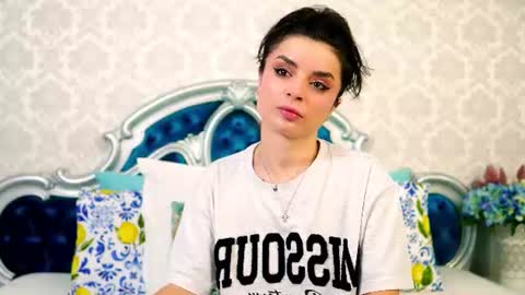Natalia online show from 07-15-26, 05:23