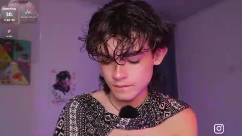 Snapshot of angelocute_ chatting on 07-12-26, 01:18 Angelo I work from home this is my room online show from 07-12-26, 01:18