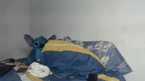 Snapshot of angelof_fire chatting on 02-14-25, 01:56 Angel online show from 02-14-25, 01:56