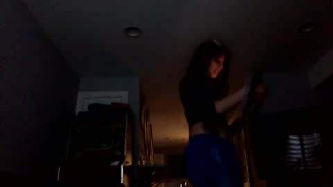 Angel online show from 10-15-25, 08:53