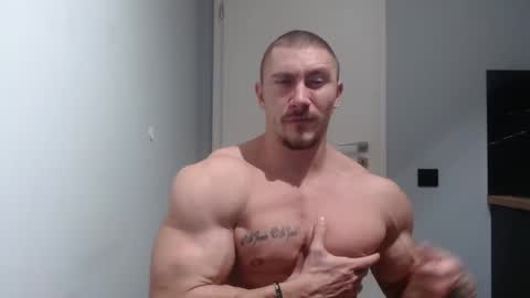  ------- SEX SHOW WITH GUYS AND GIRLS  MUSCLE SHOW online show from 12-04-24, 01:03