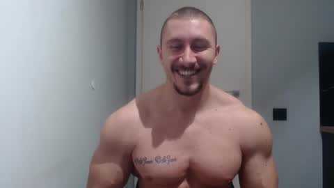  ------- SEX SHOW WITH GUYS AND GIRLS  MUSCLE SHOW online show from 02-28-25, 07:35