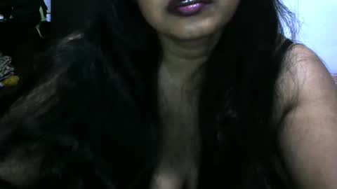 Snapshot of angelpriya555 chatting on 12-03-24, 06:17 angelpriya555 online show from 12-03-24, 06:17