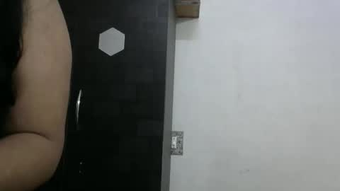 Snapshot of angelpriya555 chatting on 09-15-25, 06:41 angelpriya555 online show from 09-15-25, 06:41