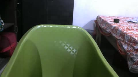 Snapshot of angelpriya555 chatting on 09-27-25, 06:24 angelpriya555 online show from 09-27-25, 06:24