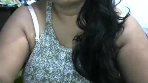 Snapshot of angelpriya555 chatting on 10-12-25, 04:50 angelpriya555 online show from 10-12-25, 04:50
