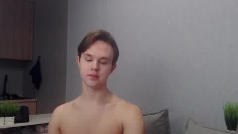 Angel online show from 03-10-26, 10:31