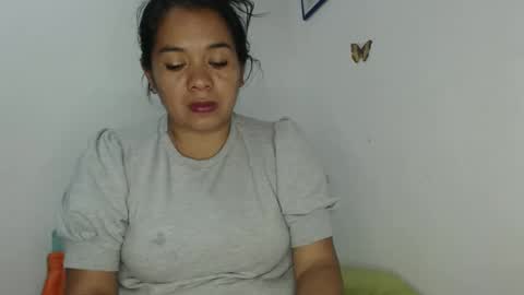 Snapshot of angelsexylatina chatting on 05-28-26, 10:18 rebeca online show from 05-28-26, 10:18