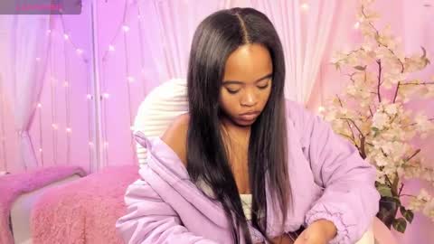 Snapshot of angelsmia_ chatting on 02-17-26, 03:47 MIA available content ask online show from 02-17-26, 03:47