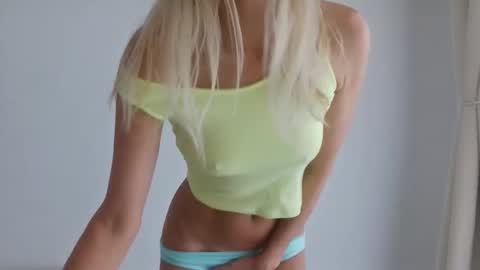 Alesia online show from 10-30-25, 06:59