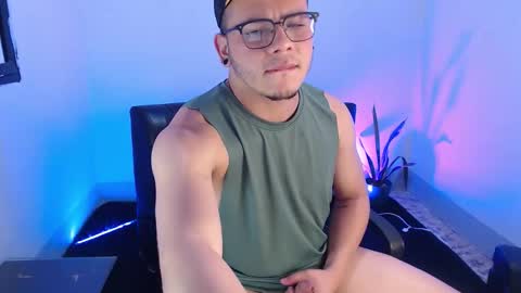 Angel Storm online show from 01-10-26, 07:21