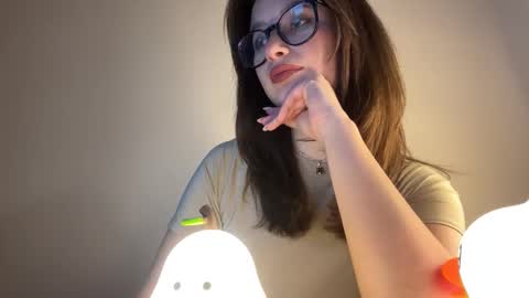 Snapshot of angelwhisper56 chatting on 09-14-25, 03:33 Lisa online show from 09-14-25, 03:33