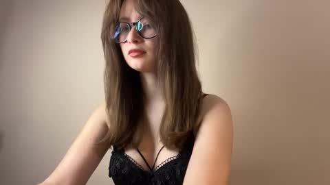 Snapshot of angelwhisper56 chatting on 11-07-25, 01:11 Lisa online show from 11-07-25, 01:11