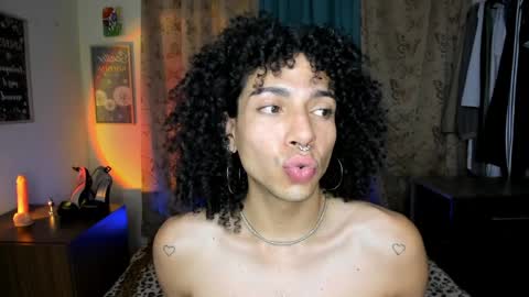 Snapshot of angelwhitte chatting on 05-28-26, 11:02 angelwhitte online show from 05-28-26, 11:02