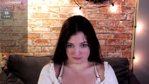 Lilly online show from 11-26-25, 08:37