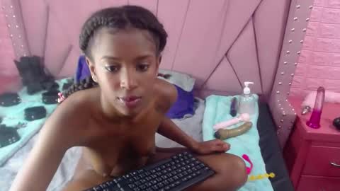 Snapshot of angeyapetite chatting on 12-23-24, 06:48 Anyega online show from 12-23-24, 06:48