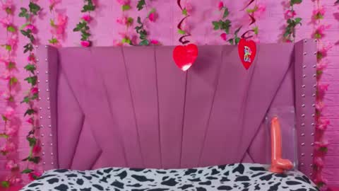 Snapshot of angeyapetite chatting on 09-20-25, 12:06 Anyega online show from 09-20-25, 12:06