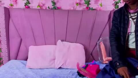 Snapshot of angeyapetite chatting on 02-18-26, 12:34 Anyega online show from 02-18-26, 12:34