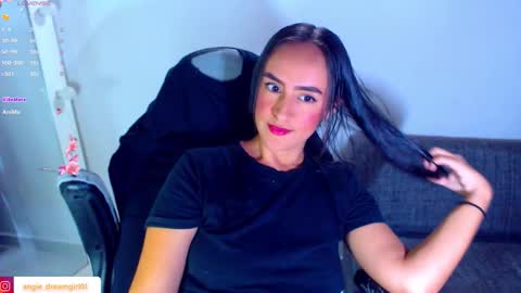 IG angie dreamgirl01 online show from 01-31-26, 10:08