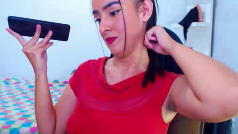 Snapshot of angie_dreamgirl chatting on 06-10-26, 11:03 IG angie dreamgirl01 online show from 06-10-26, 11:03