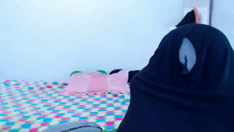 Snapshot of angie_dreamgirl chatting on 06-11-26, 02:53 IG angie dreamgirl01 online show from 06-11-26, 02:53