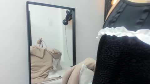 A N G I E.  online show from 02-26-26, 11:59