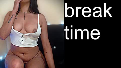 Angie y Andres online show from 02-24-25, 02:37