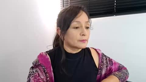 Angie online show from 03-03-25, 08:32