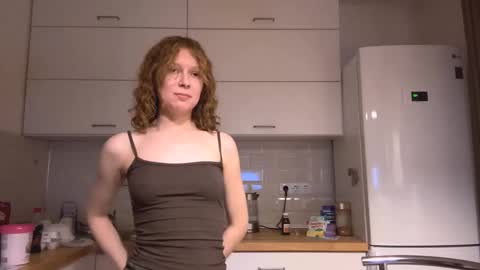 Snapshot of anglelazich chatting on 11-21-25, 05:55 Hello My name is Sarah im new model here and little but shy. online show from 11-21-25, 05:55