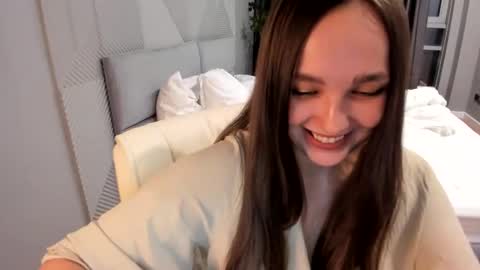 Snapshot of angrykate chatting on 03-07-25, 05:38 Kattie online show from 03-07-25, 05:38