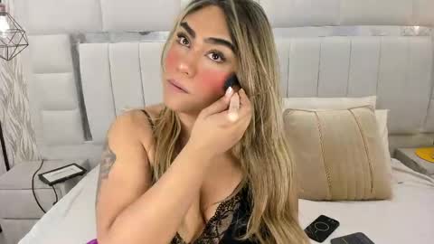 Snapshot of angueljonnes chatting on 05-18-26, 05:02 ANGUEL JONES online show from 05-18-26, 05:02