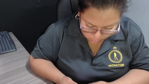 angy online show from 10-04-25, 11:03